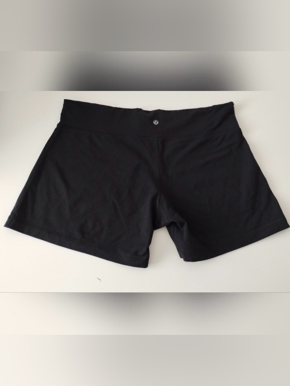 Lululemon Shorts Black Size 14